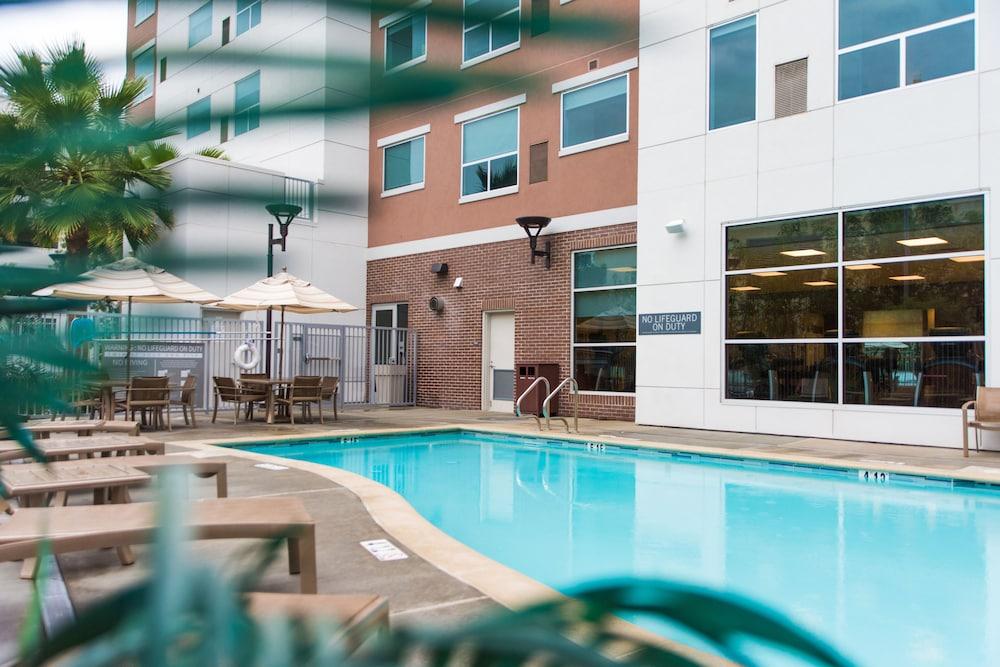 Hyatt House Irvine/John Wayne Airport Otel Dış mekan fotoğraf