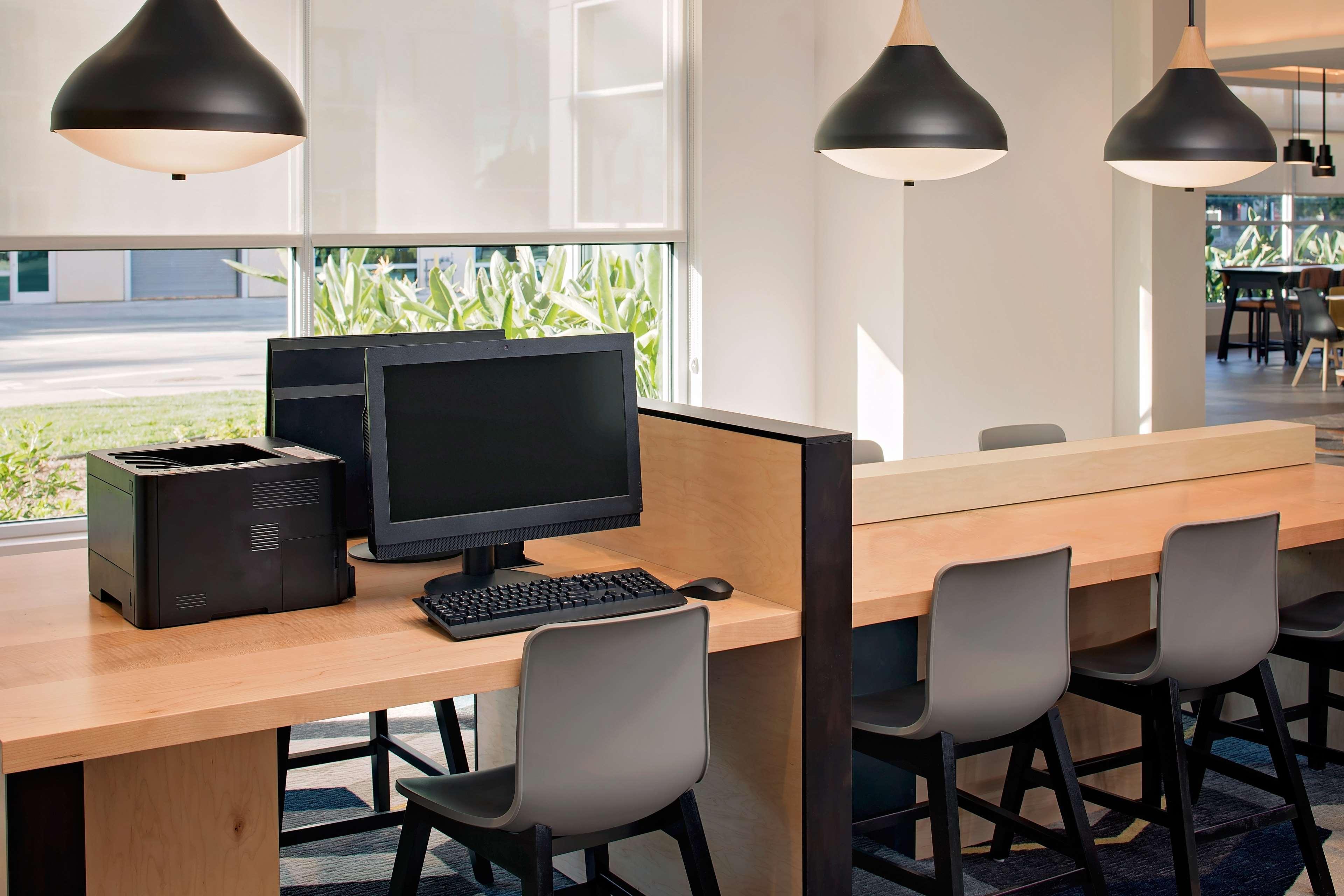 Hyatt House Irvine/John Wayne Airport Otel Dış mekan fotoğraf